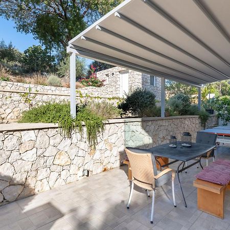 Terpsis Pool Villa Azgúru Kültér fotó
